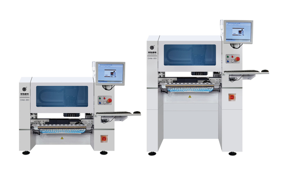 0201 BGA que monta 4 picaretas pequenas de SMD das cabeças e máquina CHM-551 CPK≥1.0 do lugar