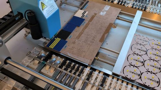 Alimentadores perfeitos de CHMT48VB 58 + picareta da câmera dupla da visão e máquina Desktop do lugar