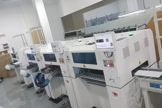 CHM-551 Completamente automático 4 cabeças SMT Pick and Place Machine 0201, Troca automática do bico