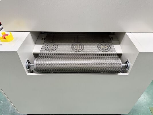 Forno de curagem industrial IR com 6 zonas de aquecimento 280°C Temperatura máxima e controlo PID para secagem adesiva de revestimento de tinta